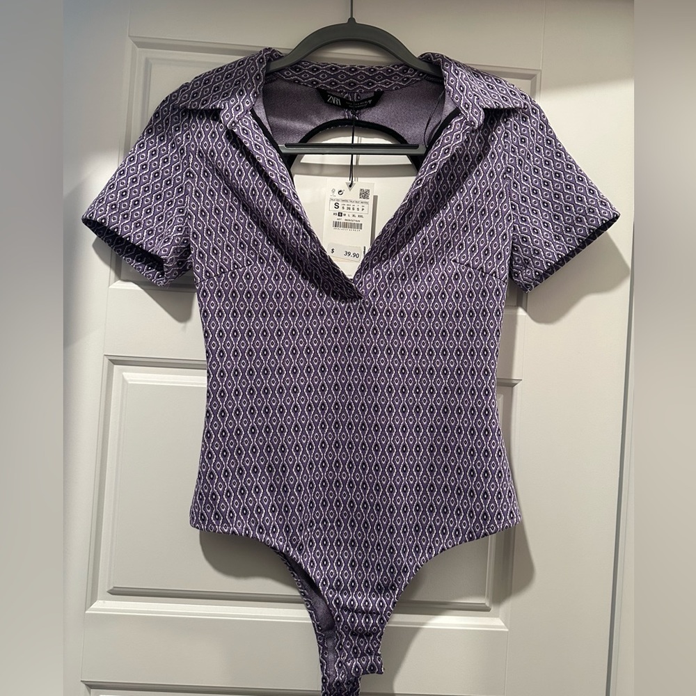 Zara Collared Abstract Bodysuit with open back
